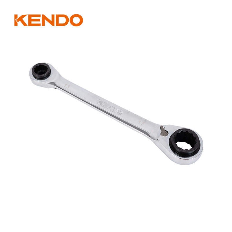 Llave de trinquete 4 en 1