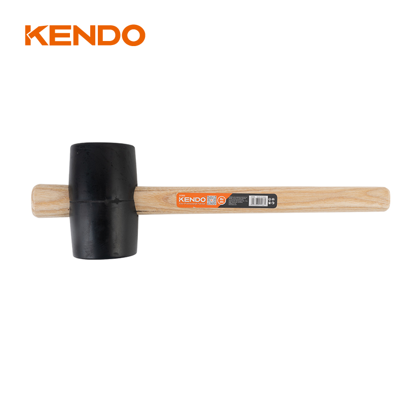 Mazo de goma, negro, mango de madera.