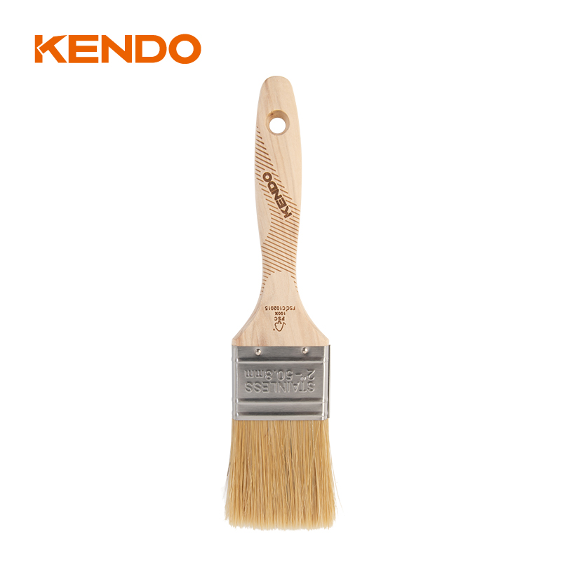 Pincel de cerdas con mango de madera
